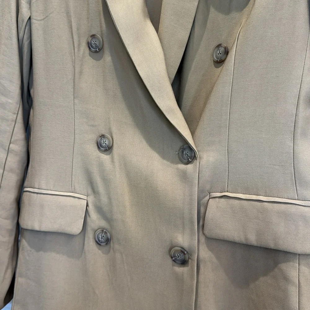 Forever‎ 21 Double-Breasted Blazer